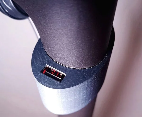 Puerto USB de Carga Rápida (Xiaomi M365, Mi3, Essential, Pro)
